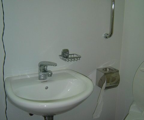 bathroom 1-1636480264