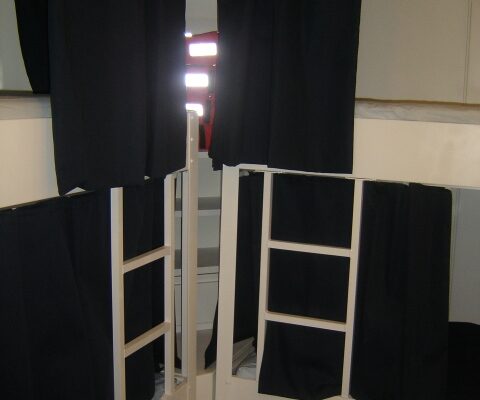 bunk beds 4-1636480321