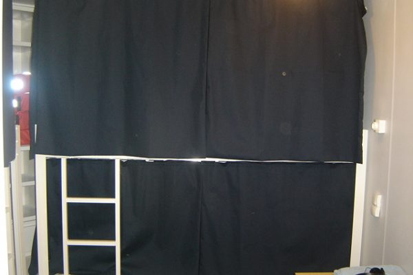 curtains-1636480325